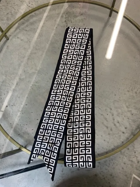 Brand New Givenchy Silk Twilly Black / White