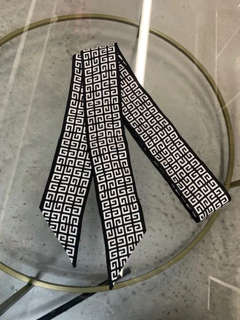 Brand New Givenchy Silk Twilly Black / White