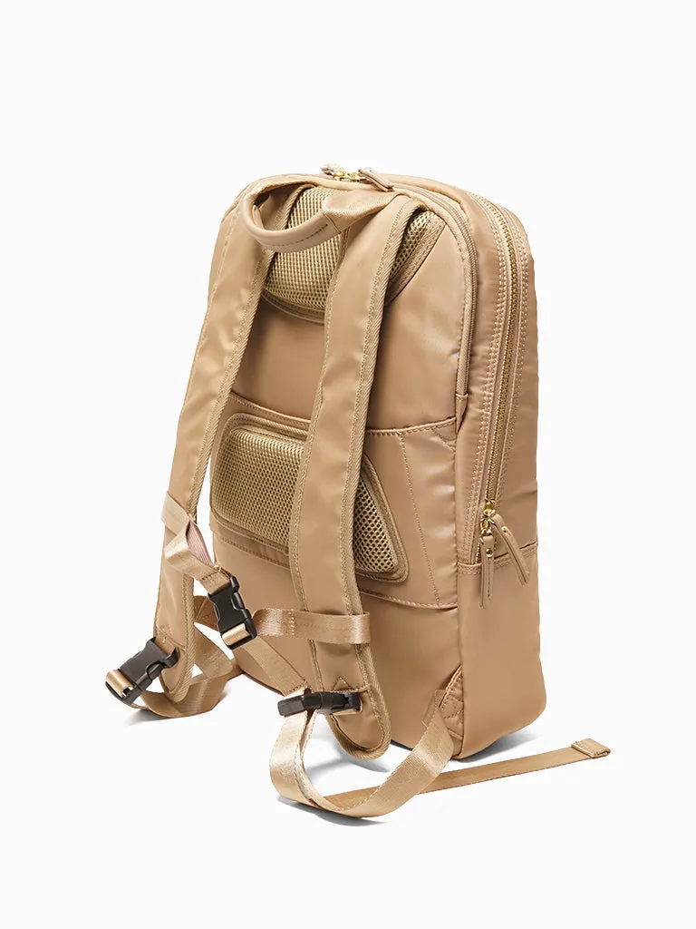 Certainly! Heres an optimized e-commerce product title with modifiers for the Queensy Laptop Bag:

Queensy Stylish and Durable Laptop Bag for Professionals - Water-Resistant, Spacious Compartments, Fits Up to 15.6-Inch Laptops